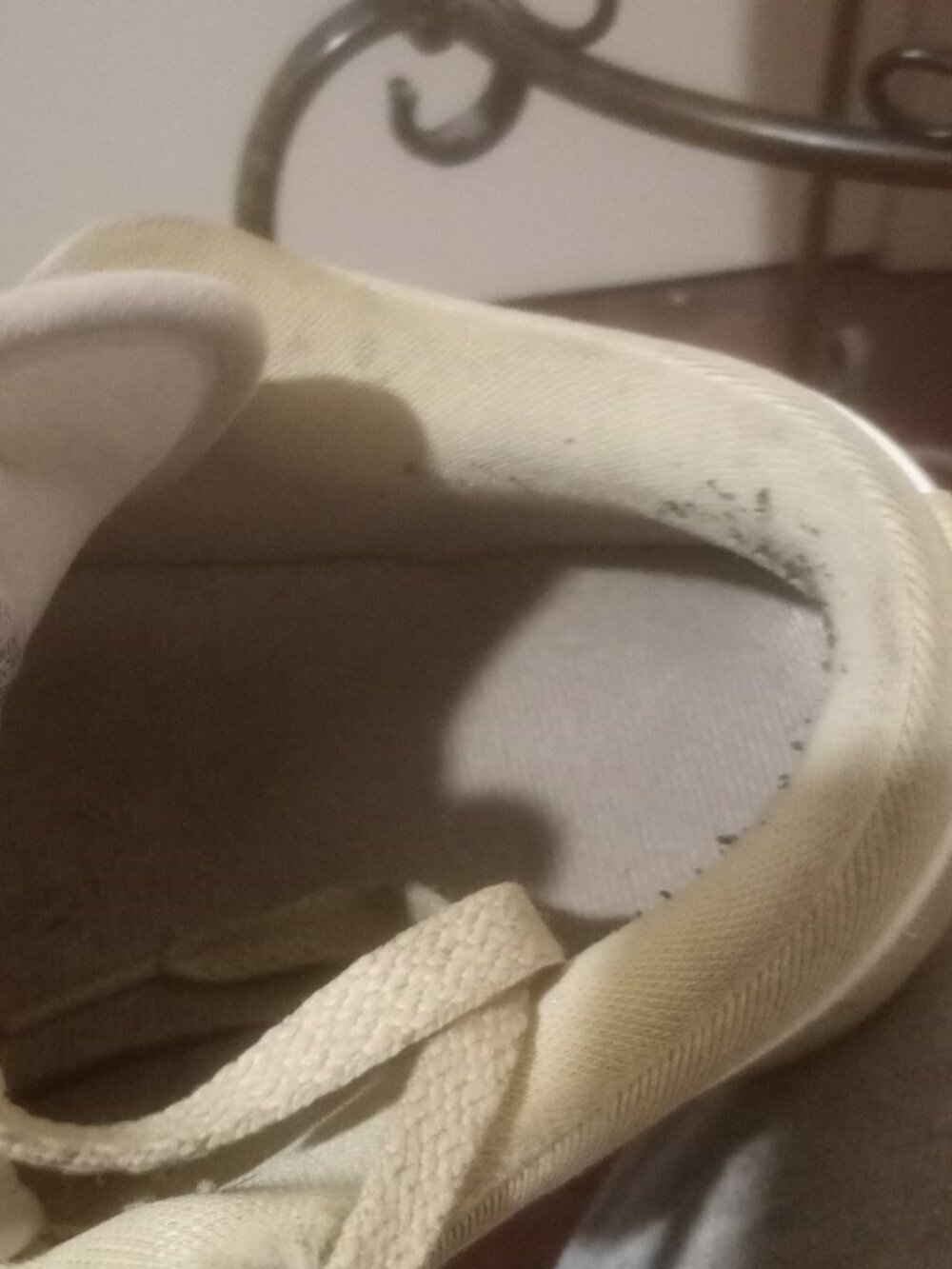 Air Jordan 1 SE Low Top Team Gold Sail Men's Sneakers Lace Up FN3722-701 Sz 7.5 - Picture 12 of 12
